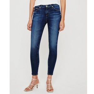 AG Adriano Goldschmied The Absolute Legging 30R Medium Wash Stretch Denim Jeans